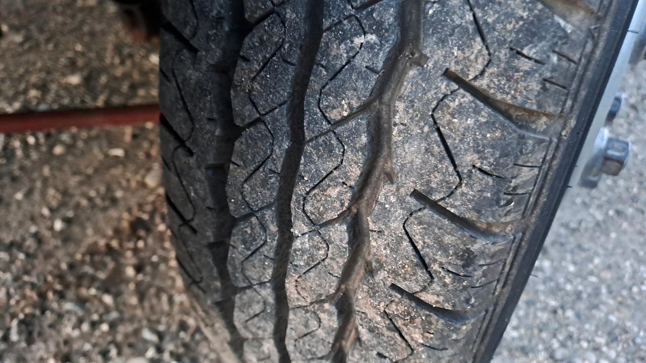 Iveco daily 35-8 RIBALTABILE tri laterale POCHI KM