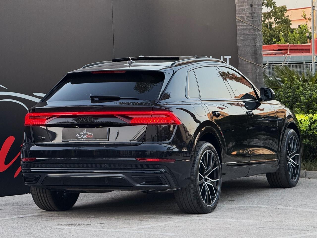Audi Q8 50 TDI MHEV S line Plus Quatt 286CV TETTO