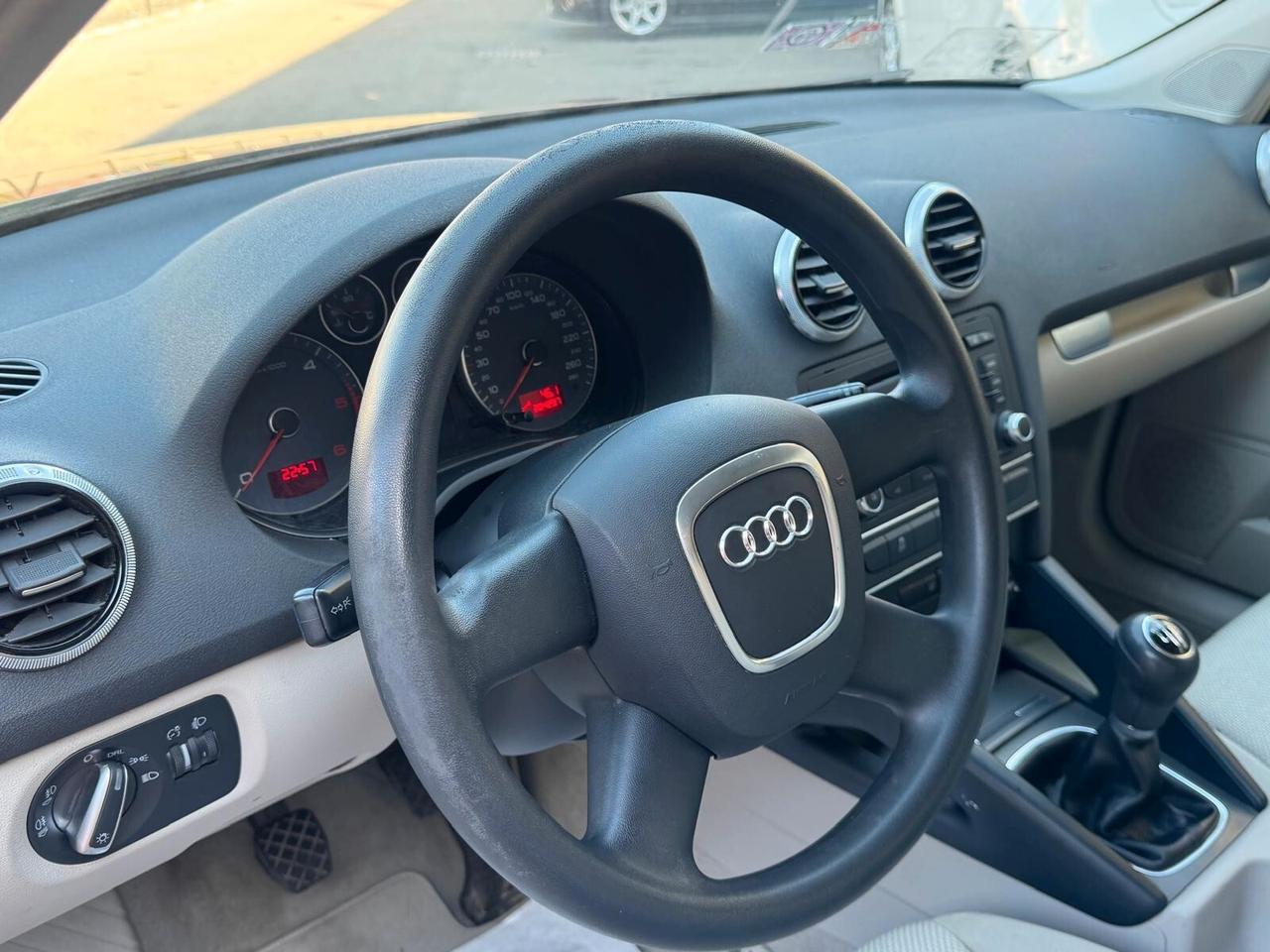 Audi A3 Anno 2011 1.6 Diesel 90 CV CINGHIA FATTA