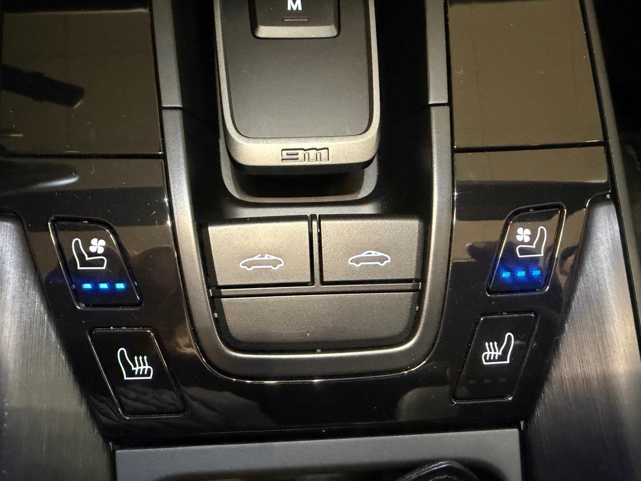 Porsche 911 Targa 3.0 4 GTS auto