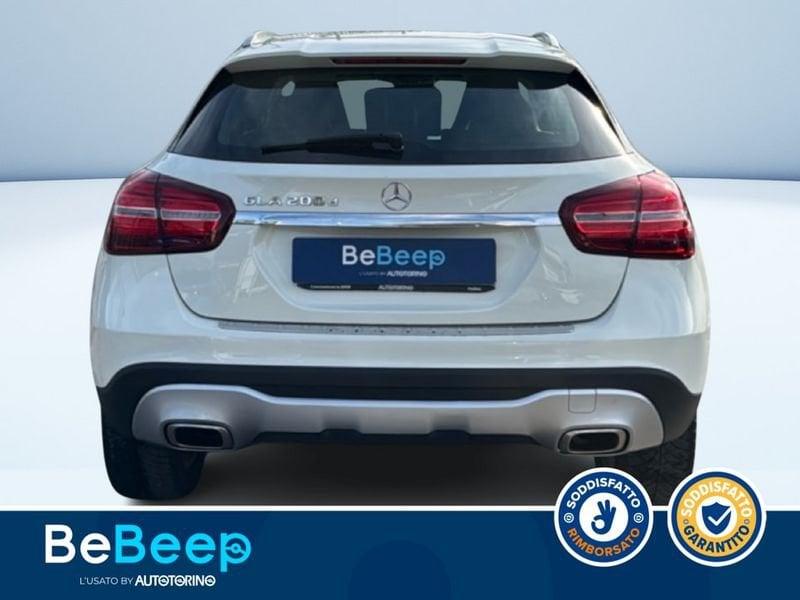 Mercedes-Benz GLA 200 D SPORT AUTO