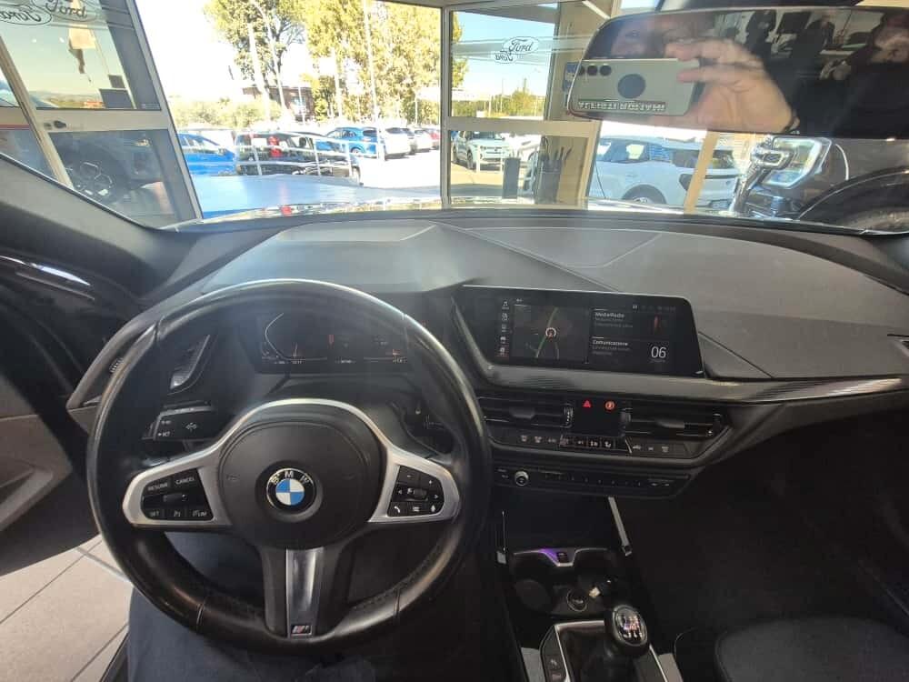 Bmw 118 118i 5p. Msport