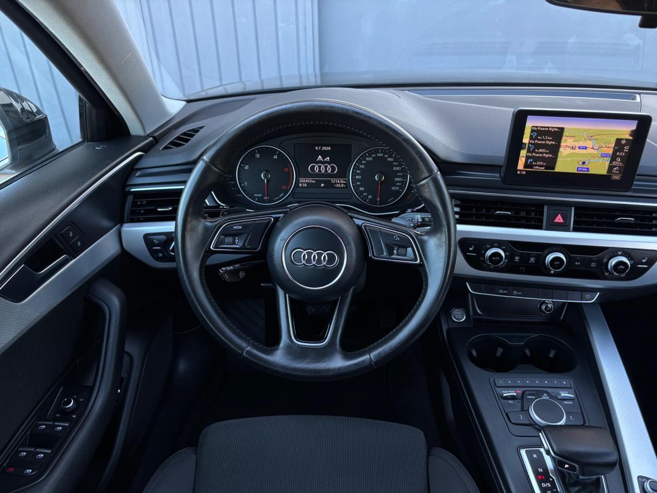 Audi A4 Avant 2.0 TDI 150 CV ultra Sport. Garanzia