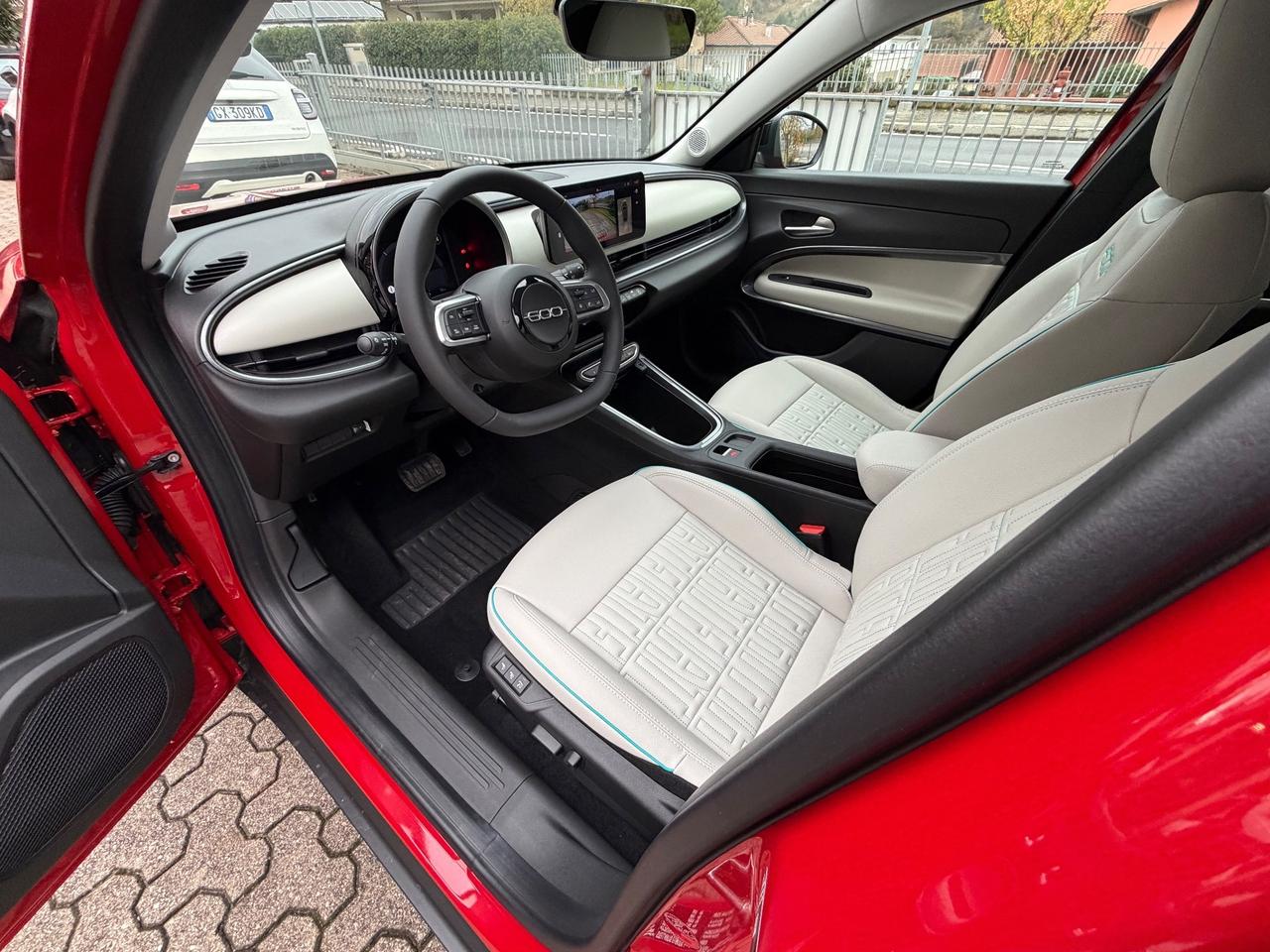 Fiat 600 Hybrid 100 CV DCT MHEV La Prima