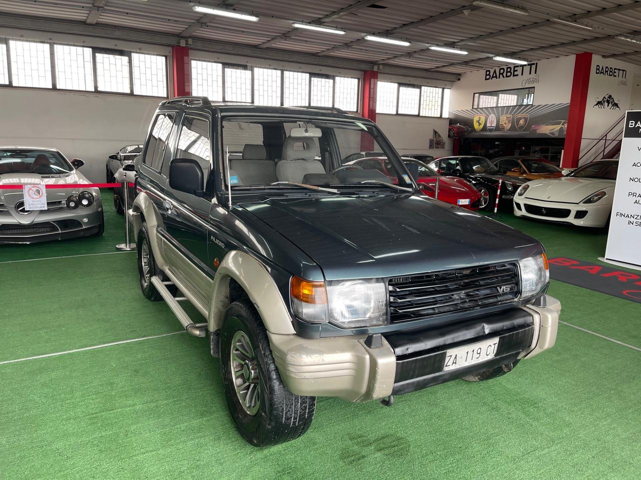 Mitsubishi Pajero 3.0 V6 GLS GPL Gancio PERMUTE RATE