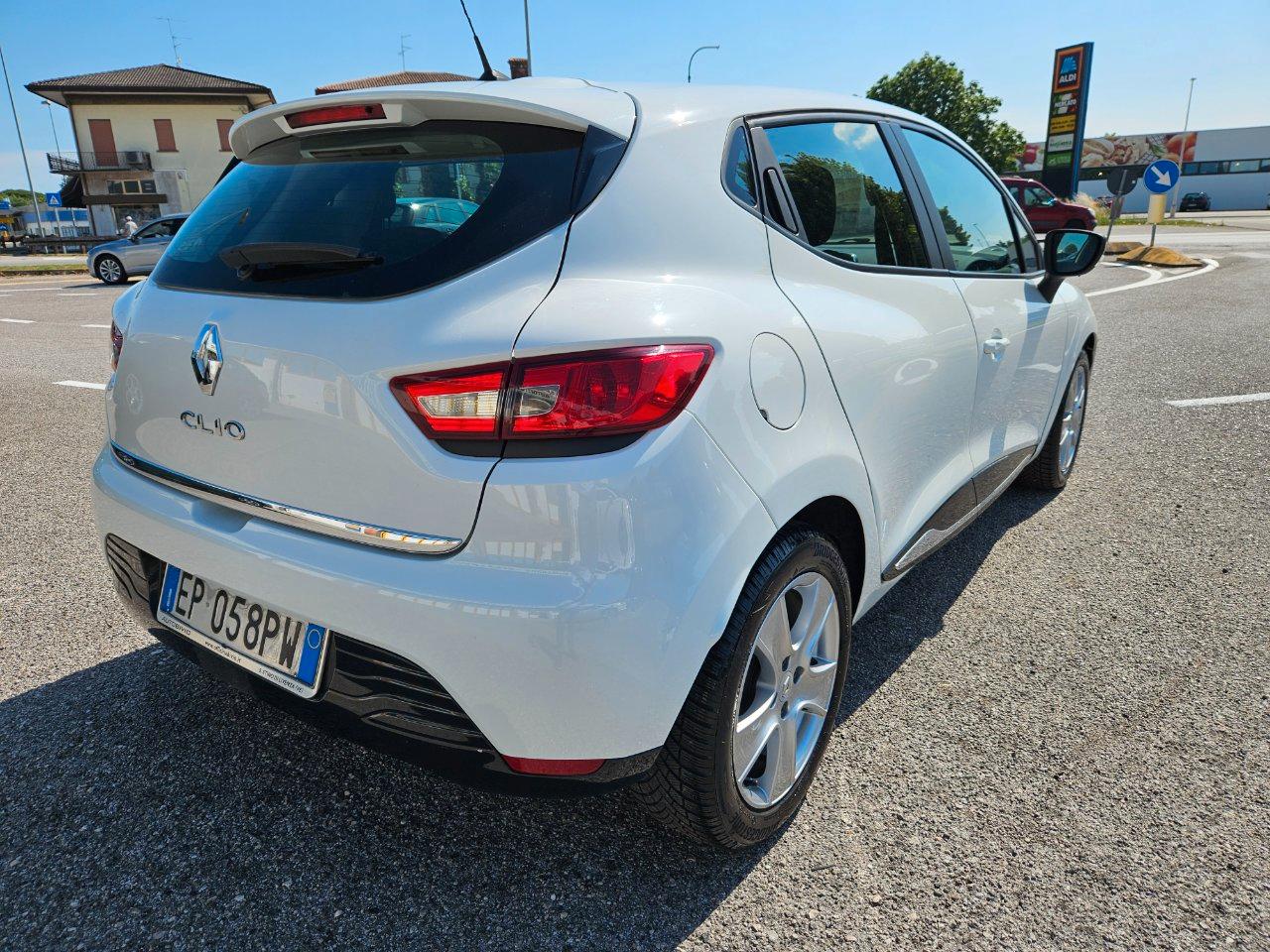 Renault Clio 5 Porte Clio 5p 1.2 Live 75cv