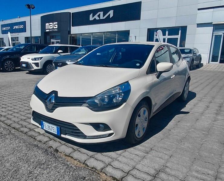 Renault Clio 1.2 75CV 5 porte Zen
