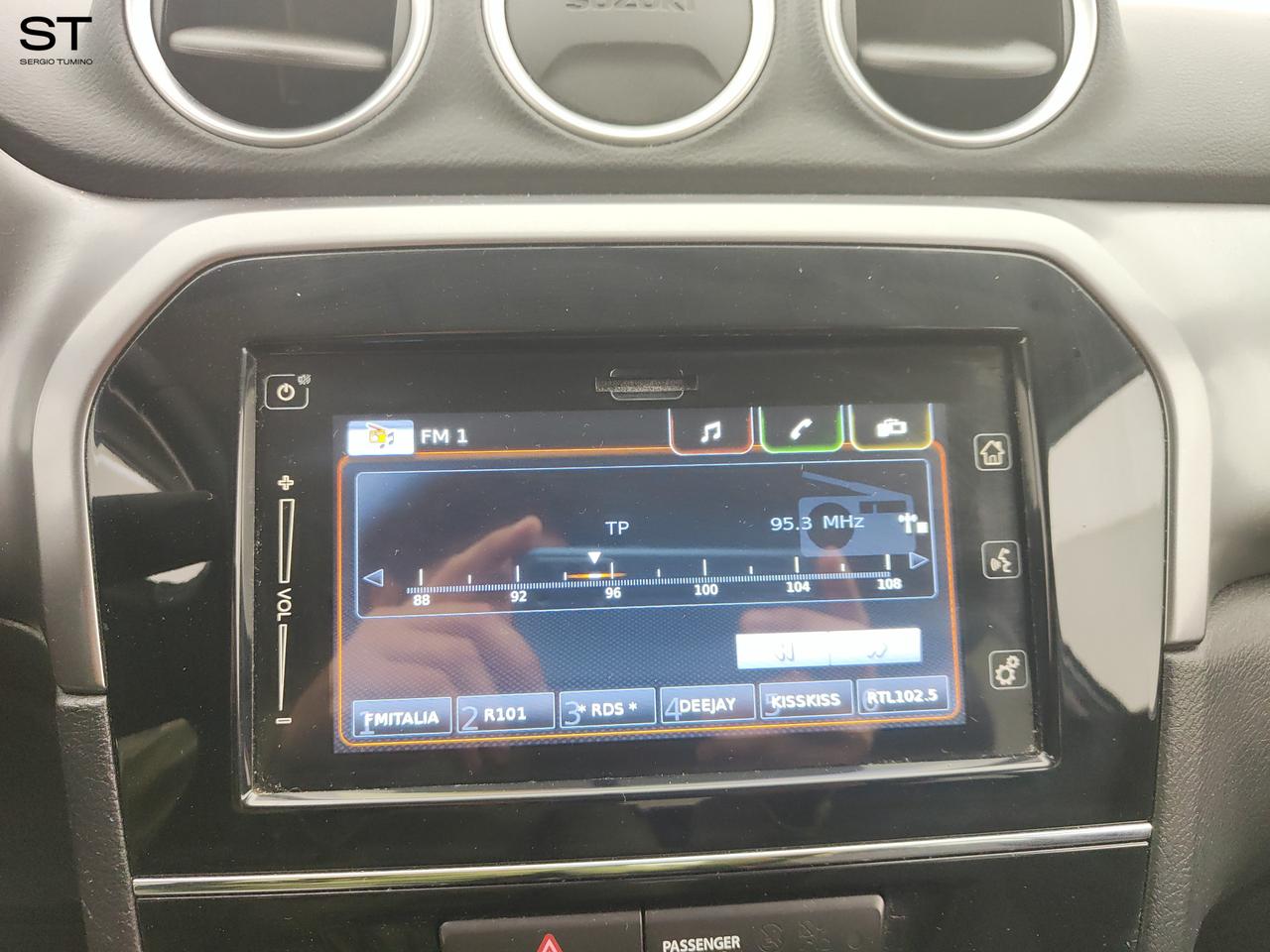 Suzuki Vitara (2015) - Vitara 1.0 Boosterjet Cool