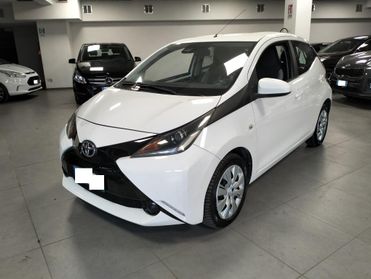 Toyota Aygo 5 Porte Aygo 5p 1.0 x-play my15 KM 74000!
