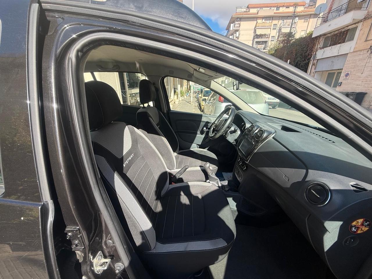 Dacia Sandero Stepway 1.5 Blue dCi 95 CV Comfort