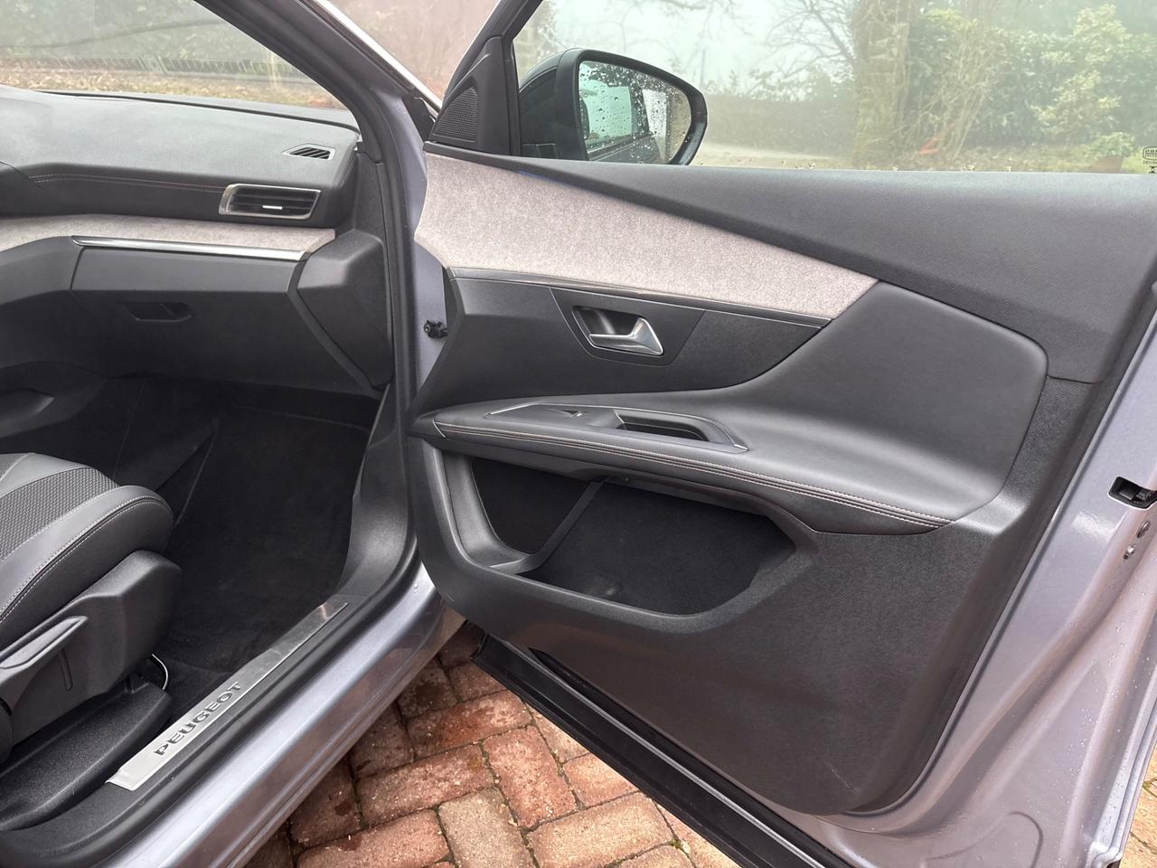 Peugeot 3008 PureTech Turbo 130 S&S EAT8 GT - 05/2022