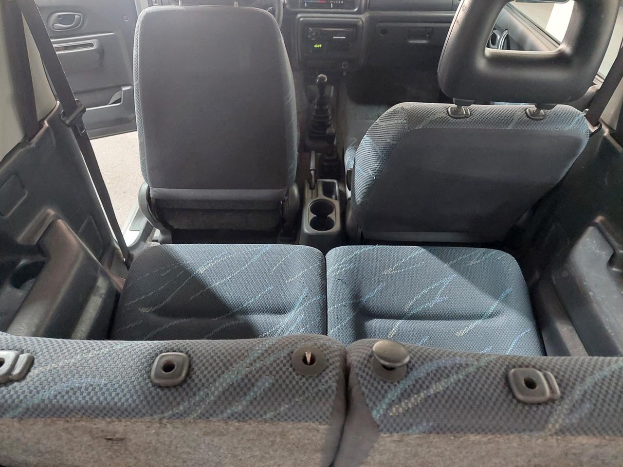 Suzuki Jimny 1.3i 16V cat 4WD JLX