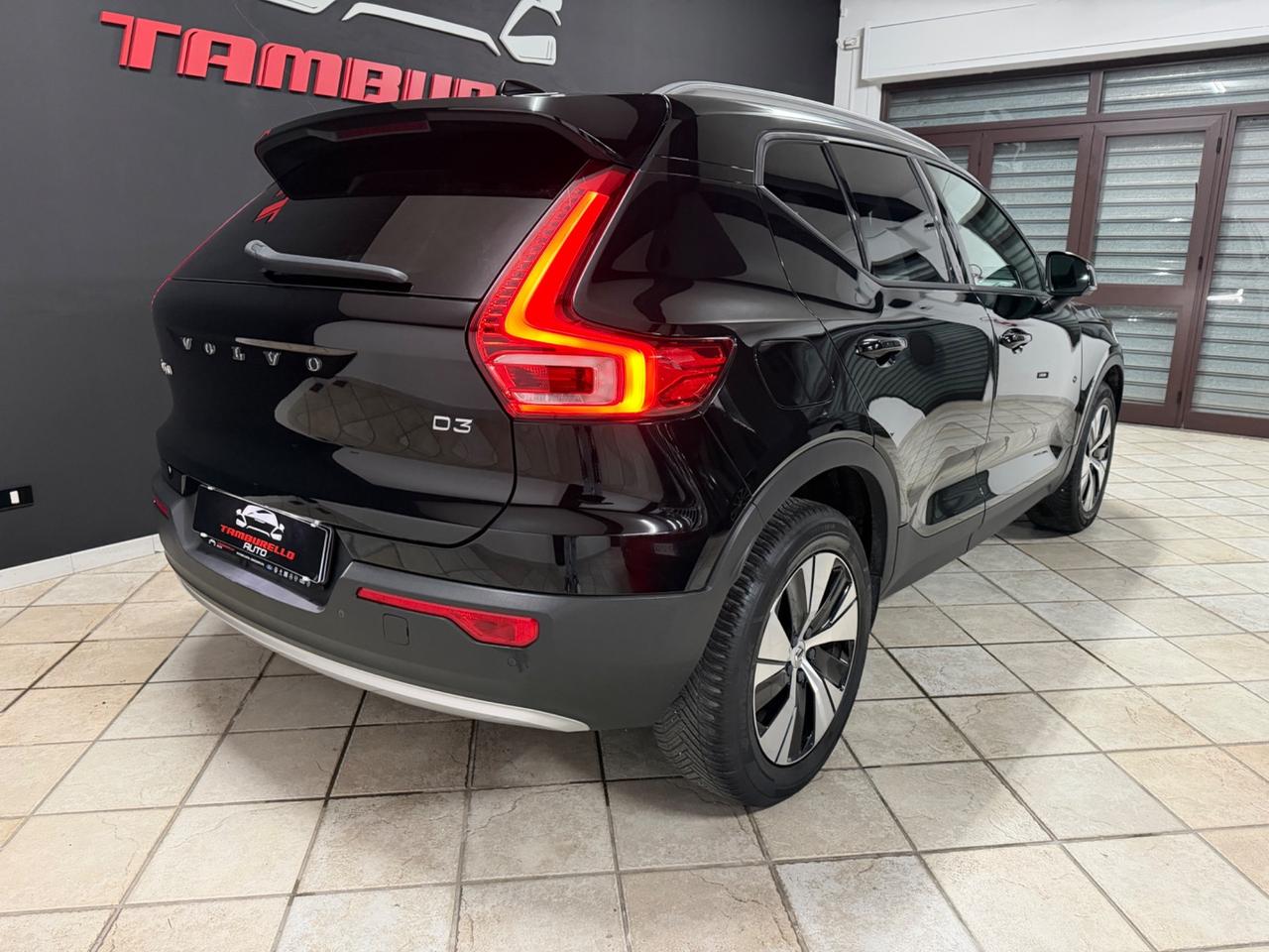 VOLVO XC40 2.0 D3 (150) Momentum 2019