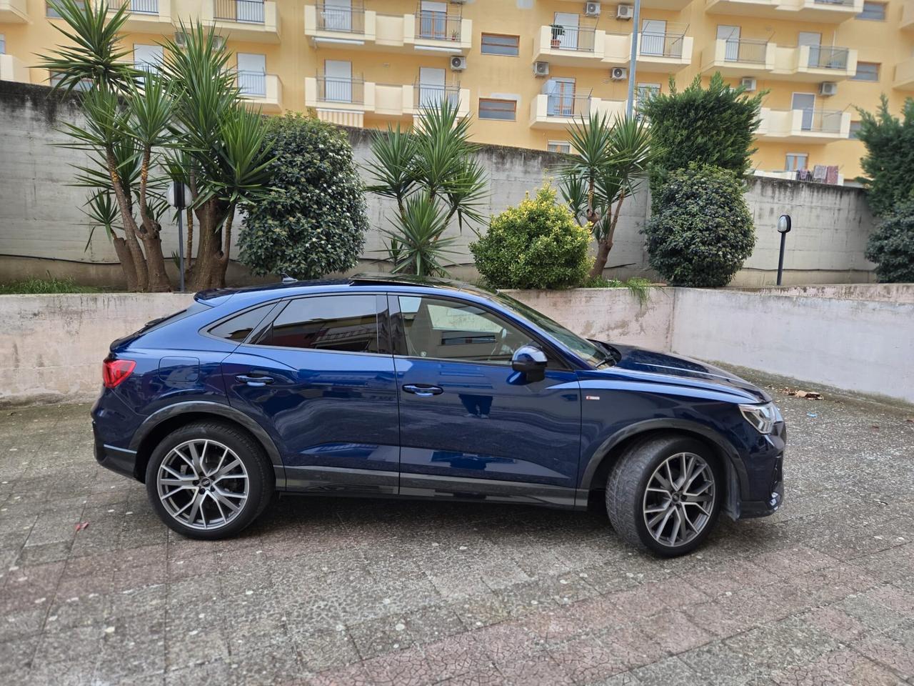 Audi Q3 SPB 35 TDI S tronic line edition