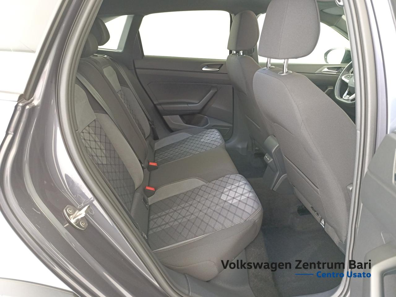 Volkswagen Taigo 1.0 tsi r-line 115cv dsg