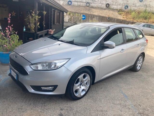 Ford Focus 1.6 120 CV GPL SW Plus