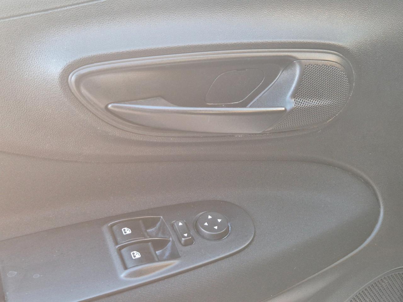 Fiat Punto 1.3 MJT II 75 CV 5 porte Street 2014