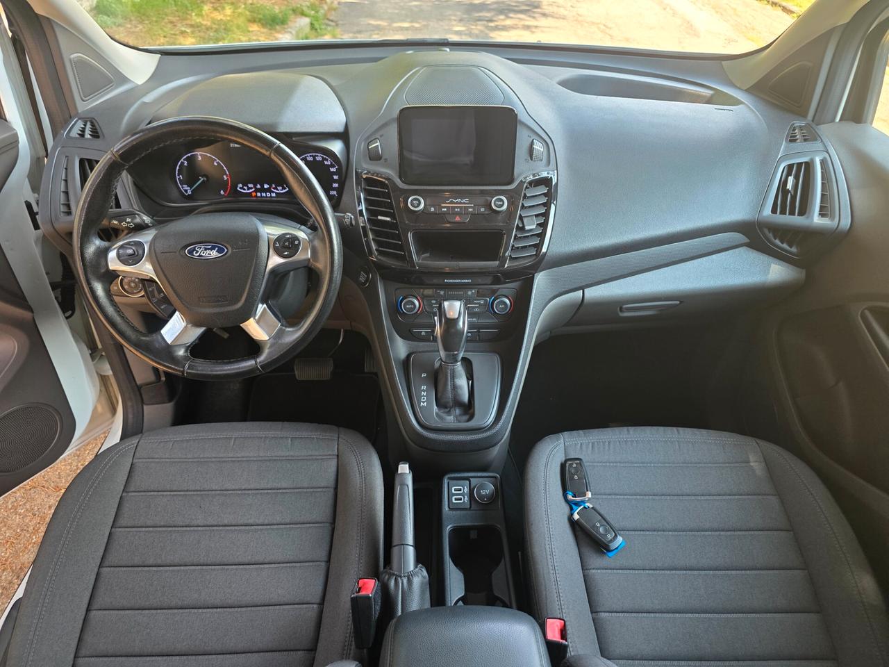 Ford Tourneo Connect 1.5 TDCi 120 CV aut. Titanium "IVA COMPRESA "