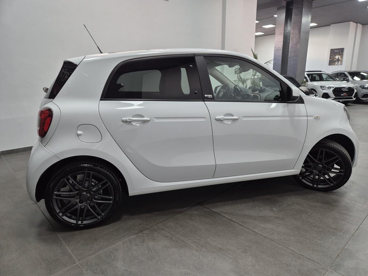 Smart ForFour 70 1.0 twinamic Brabus Style