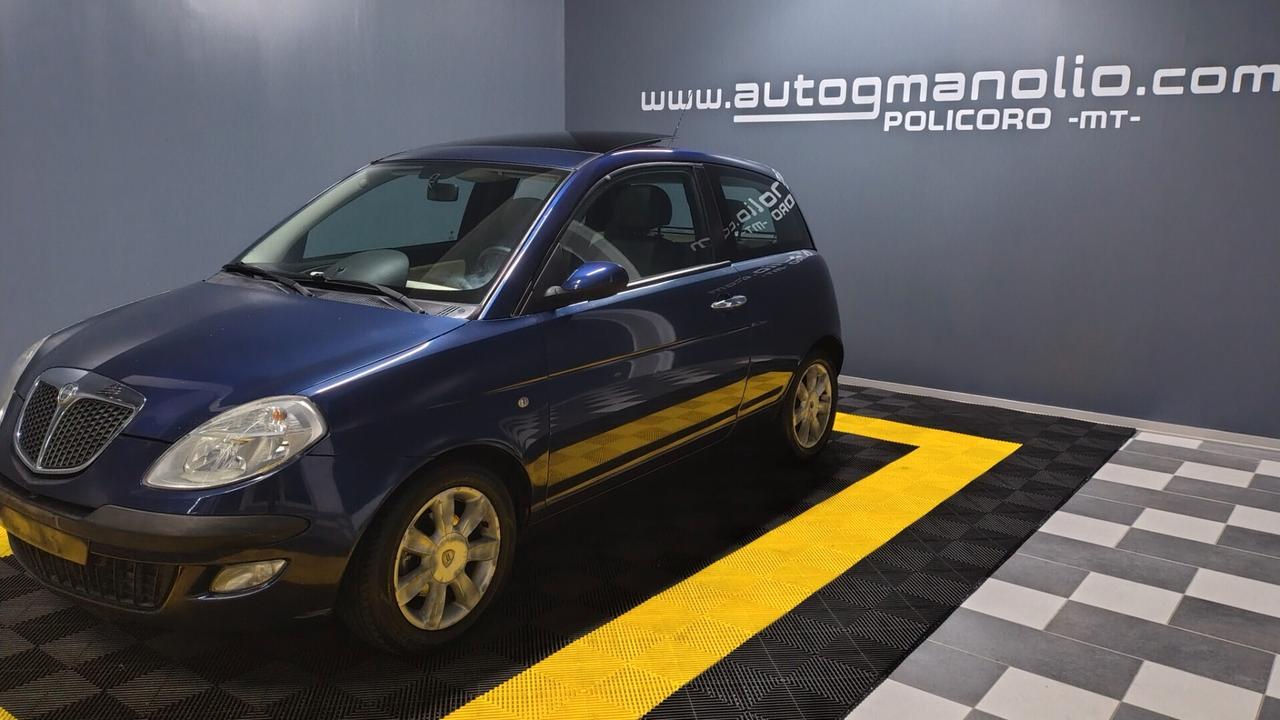 Lancia Ypsilon 1.4 95 CV Automatica