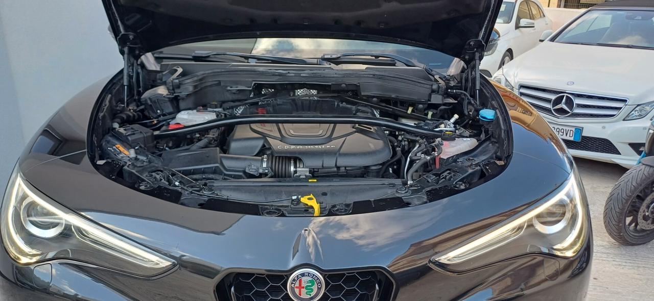 Alfa Romeo Stelvio 2.2 210 CV Q4 Veloce Tì