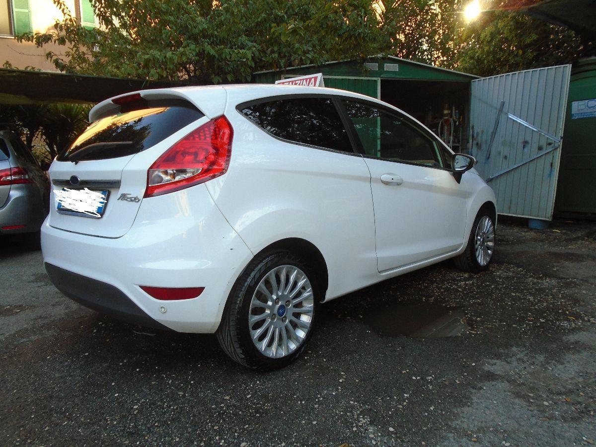 FORD Fiesta '2011 119000 KM UNICO PROP.