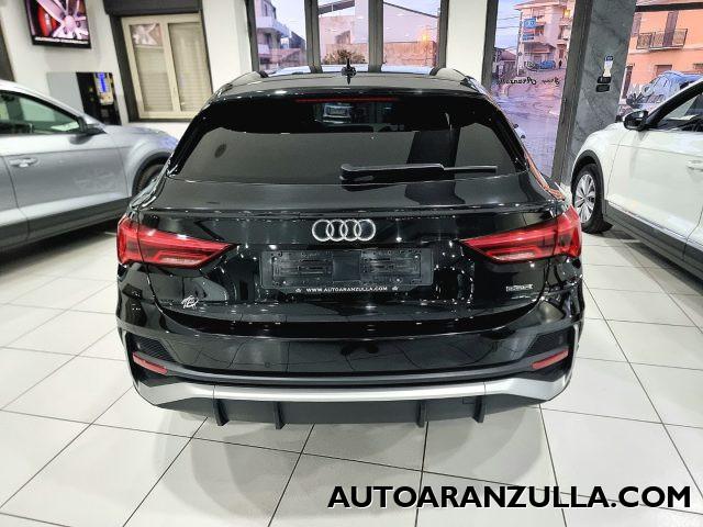 AUDI Q3 SportBack 35 2.0 TDI Quattro S Line edition Pelle