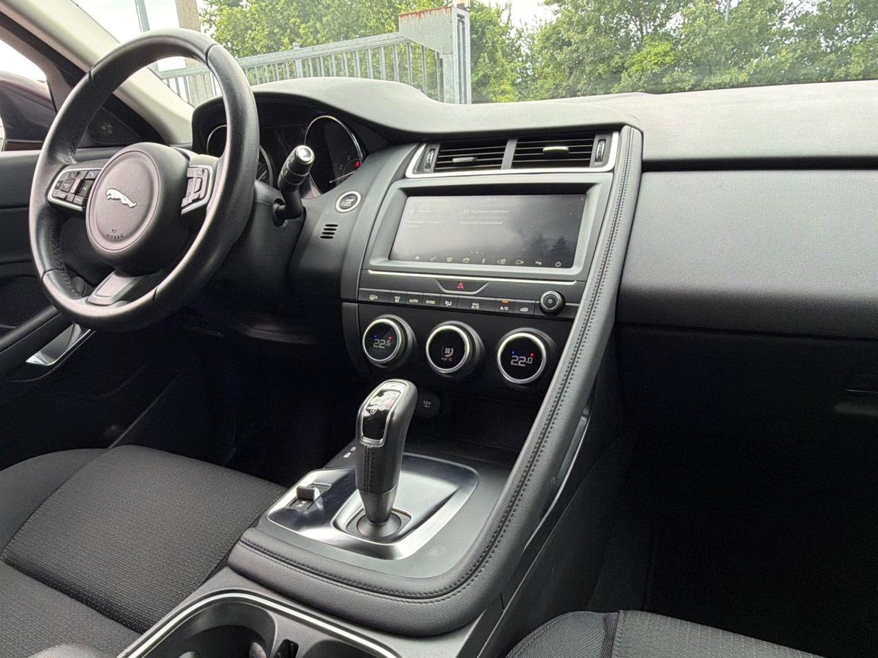 Jaguar E-Pace 2.0 249 CV AWD aut. R-Dynamic HSE