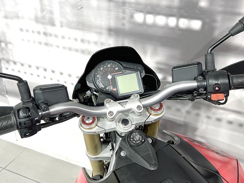 Aprilia Dorsoduro 750