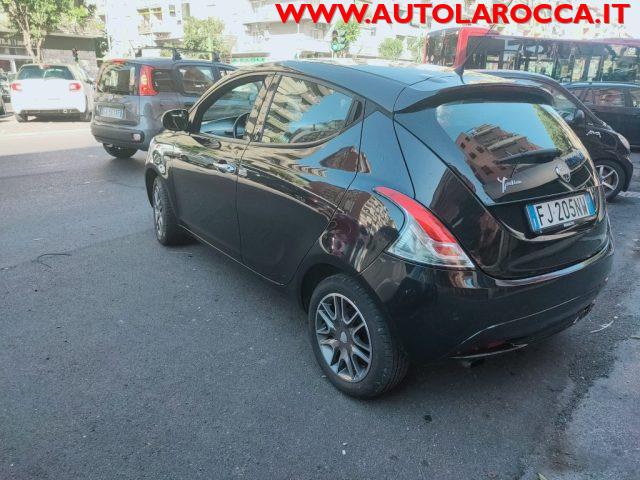 LANCIA Ypsilon 0.9 TwinAir 85 CV 5 porte S&S DFN Unyca