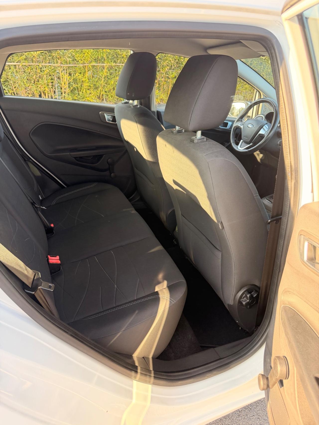 Ford Fiesta 1.5 TDCi 75CV euro6 neopatentati 2016