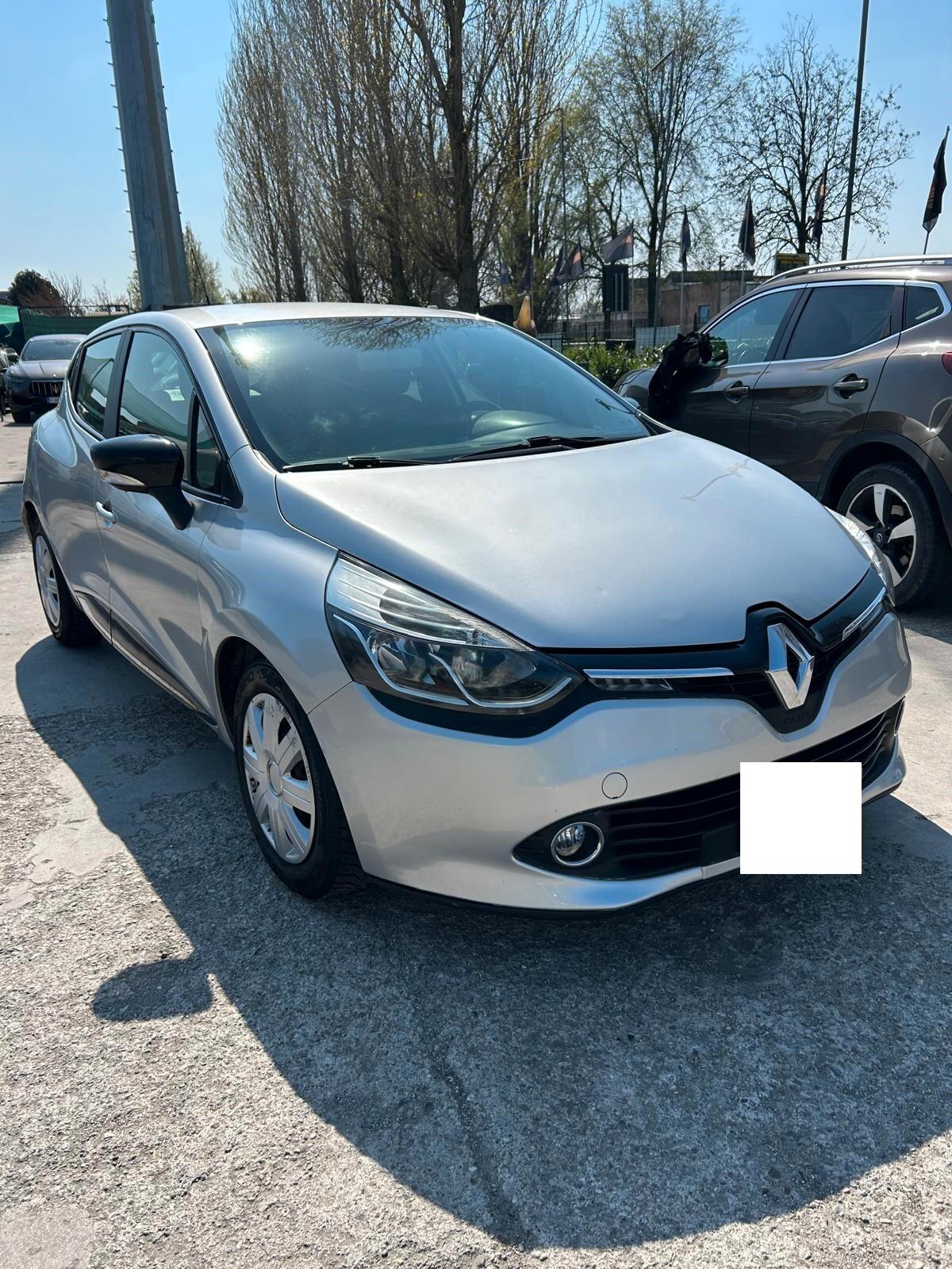 Renault Clio 1.2 75CV 5 porte Live OK NEO PATENTATI
