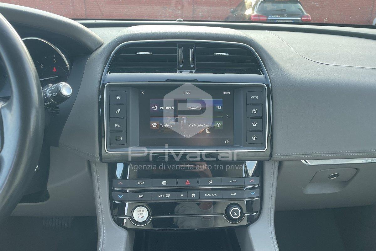 JAGUAR F-Pace 2.0 D 180 CV AWD aut. Prestige