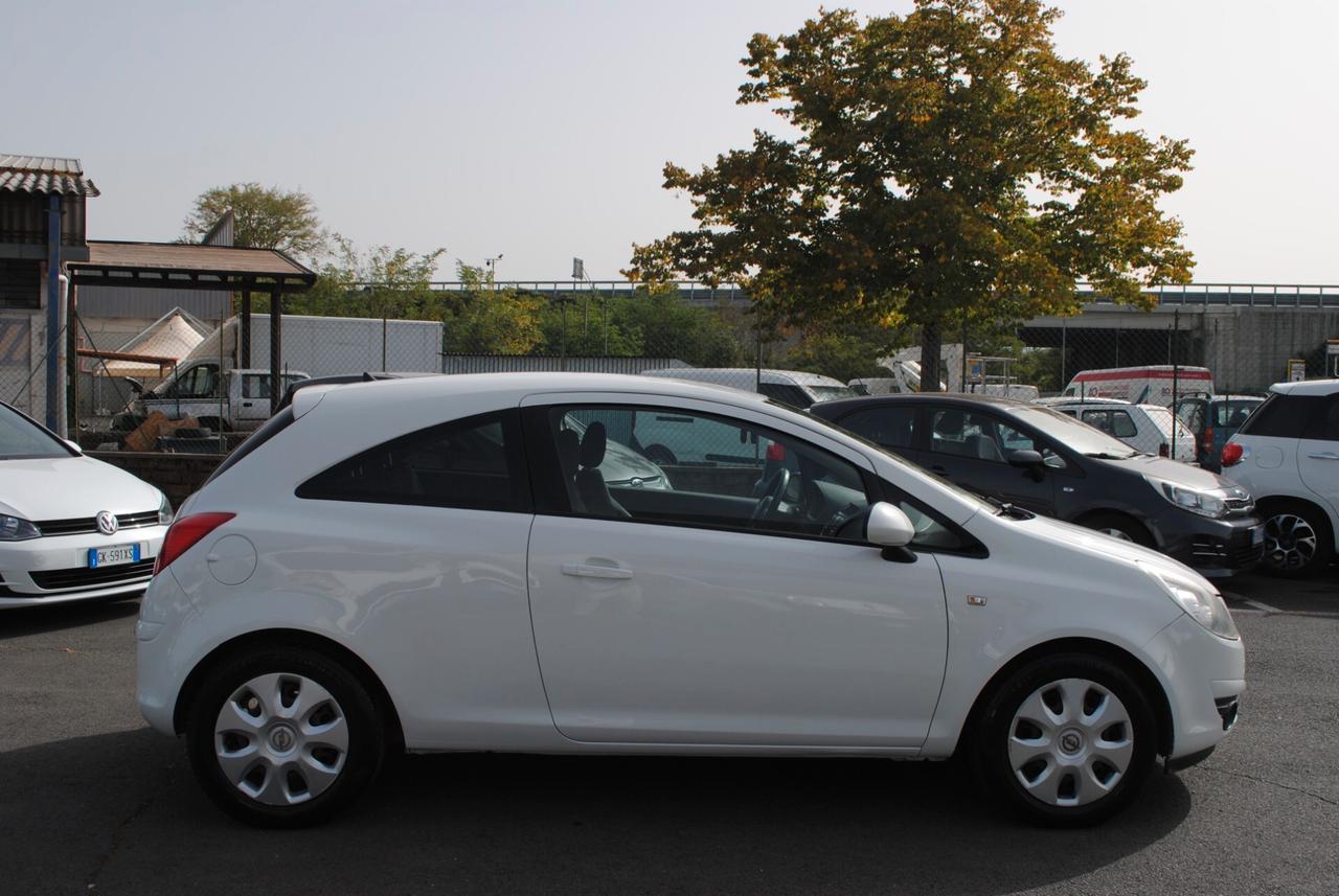 Opel Corsa 1.2 86 CV