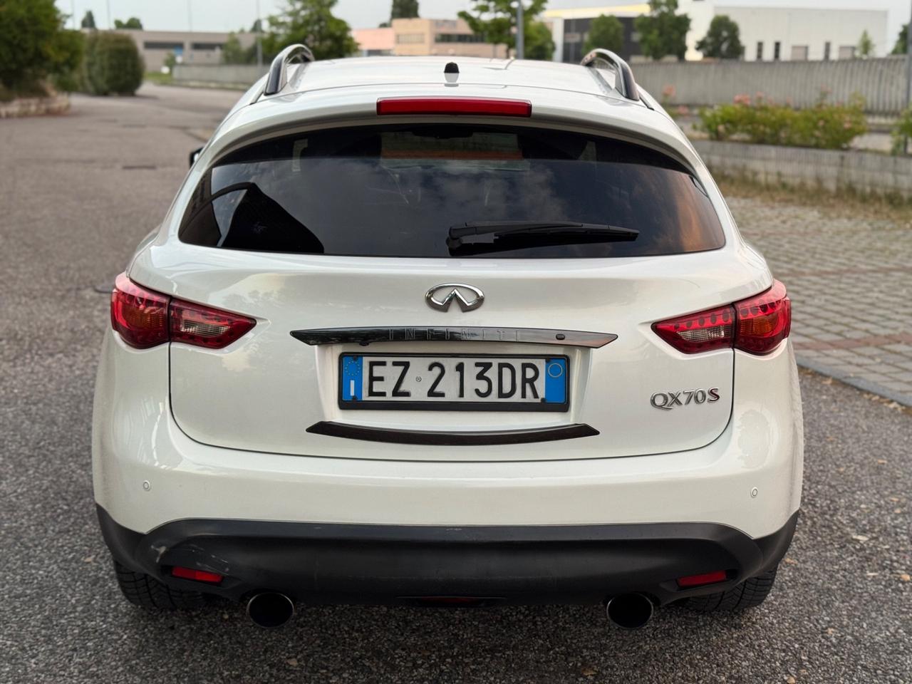 Infiniti QX70 S 3.0D V6 238cv Full