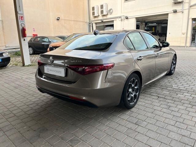 Alfa Romeo Giulia 2.2 Turbodiesel 150 CV AT8 Business