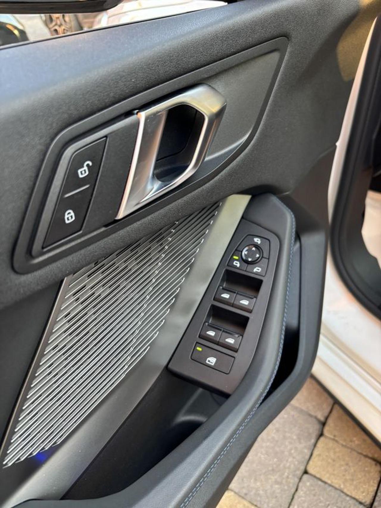 BMW 118 d MSport Pro FARI LASER-NAVI-18"