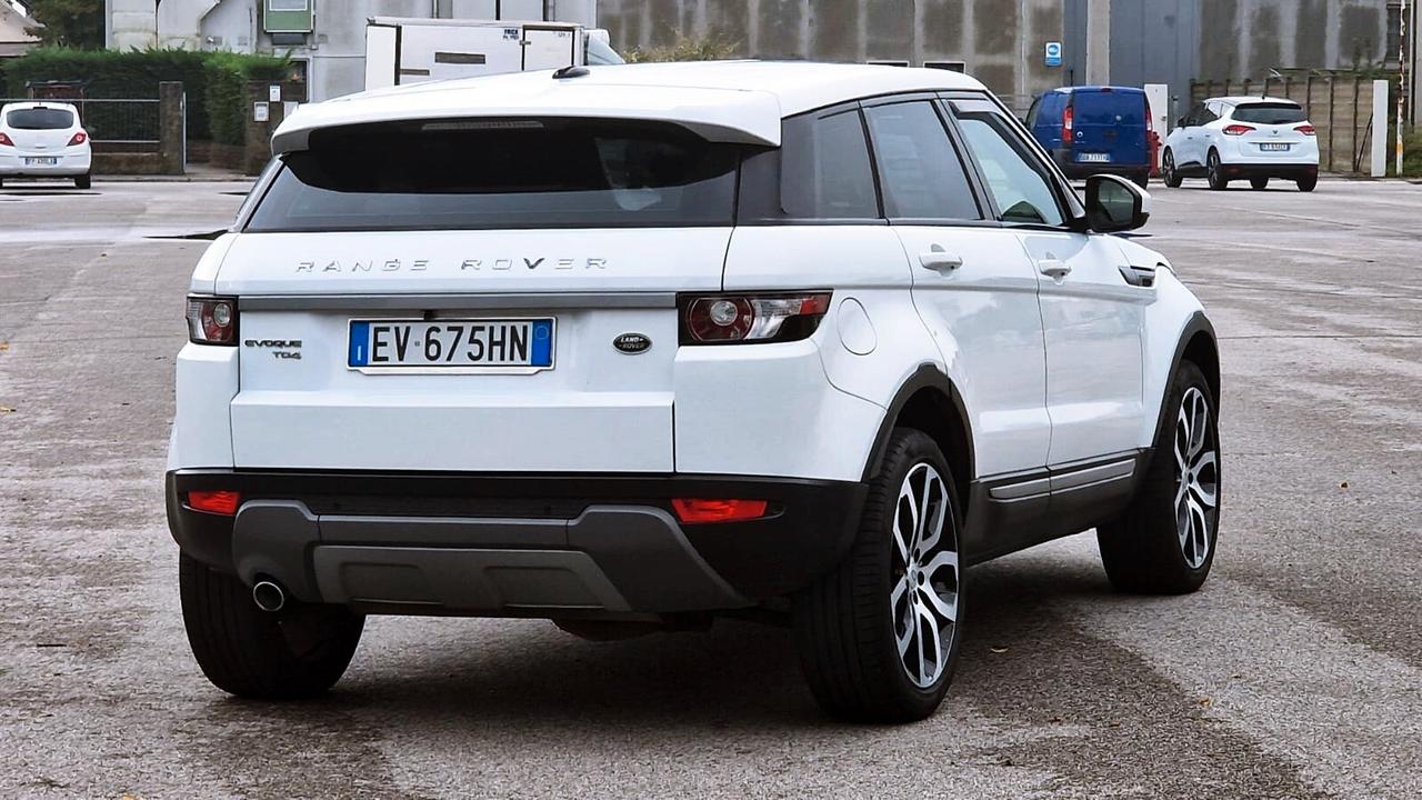 Land Rover Evoque 2.2 TD4 5p. Dynamic