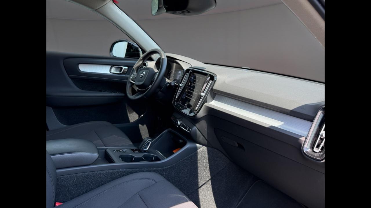 VOLVO XC40 - XC40 1.5 t5 phev Inscription Expression auto my21