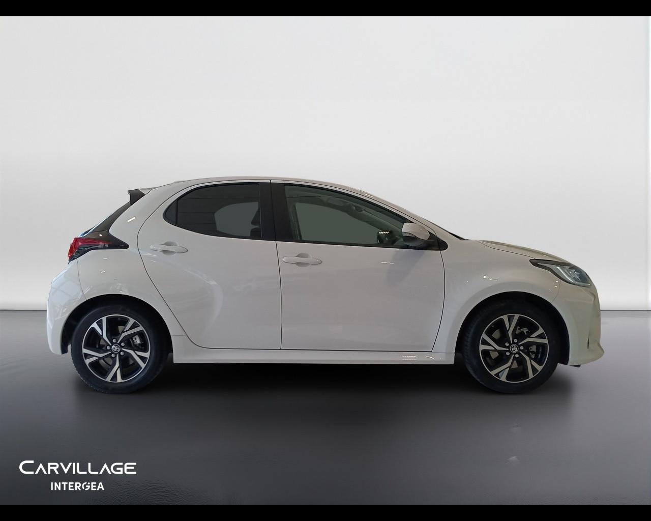TOYOTA Yaris 1.5h Trend