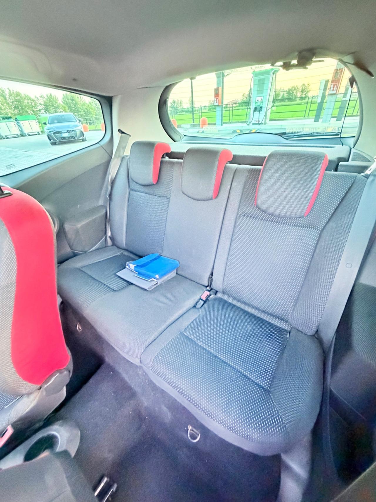 Renault Clio 1.2 16V