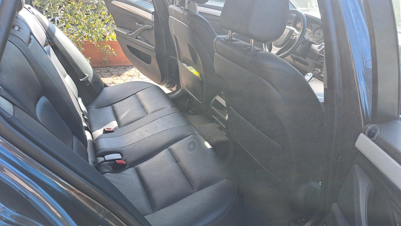 Bmw 530 530d 249CV Touring Luxury