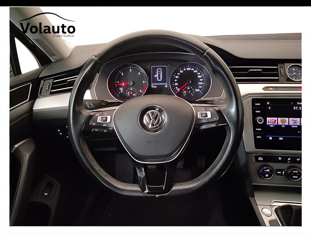 VOLKSWAGEN Passat 8ª serie - Passat Variant 1.6 TDI Business BlueMotion