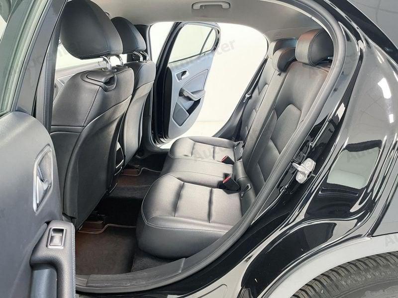 Mercedes-Benz GLA 200 d Premium auto