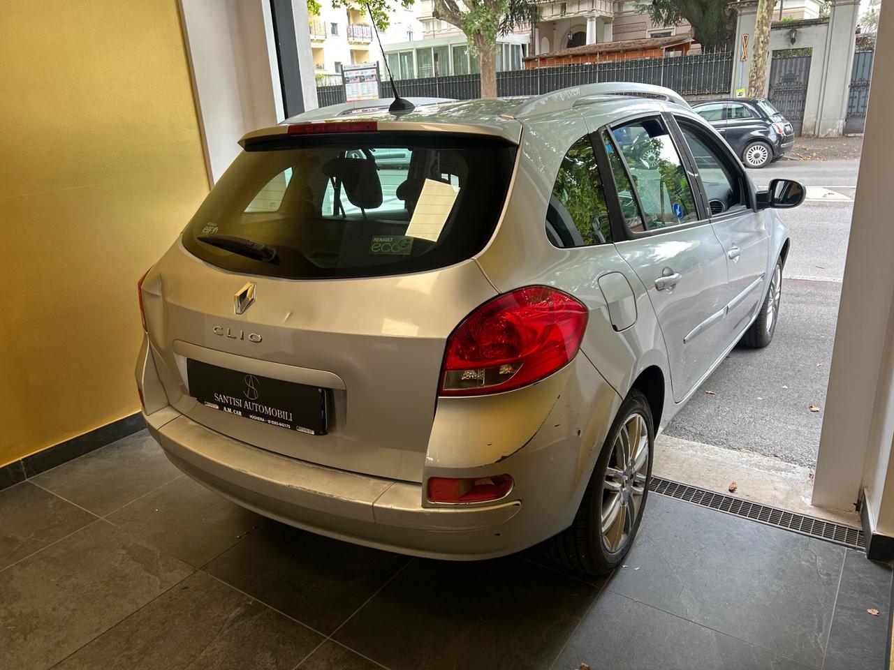 Renault Clio SporTour 1.2 16V Dynamique EURO 5 - 82.000KM!!!