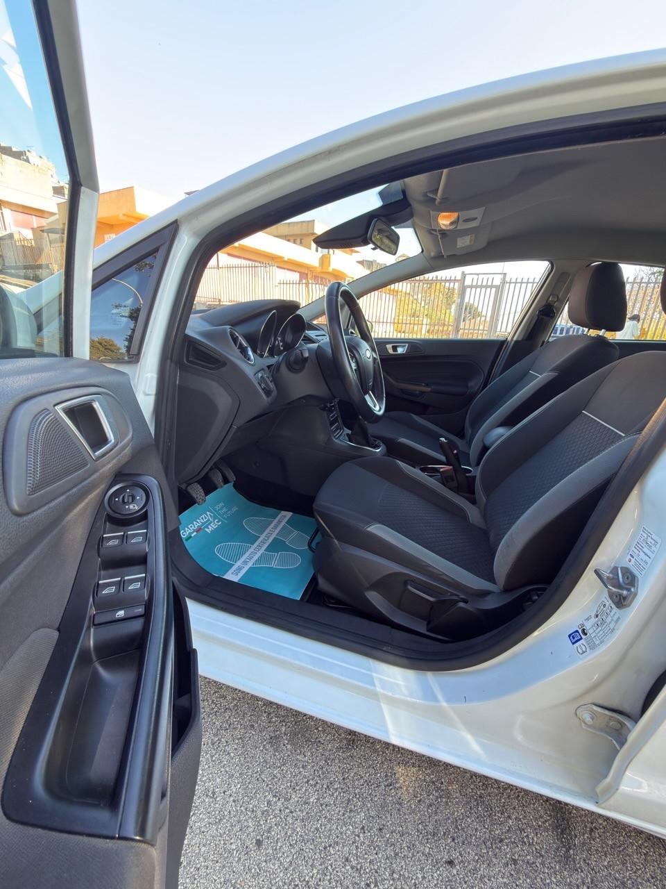 Ford Fiesta 1.5 TDCi 95cv 5 porte Titanium