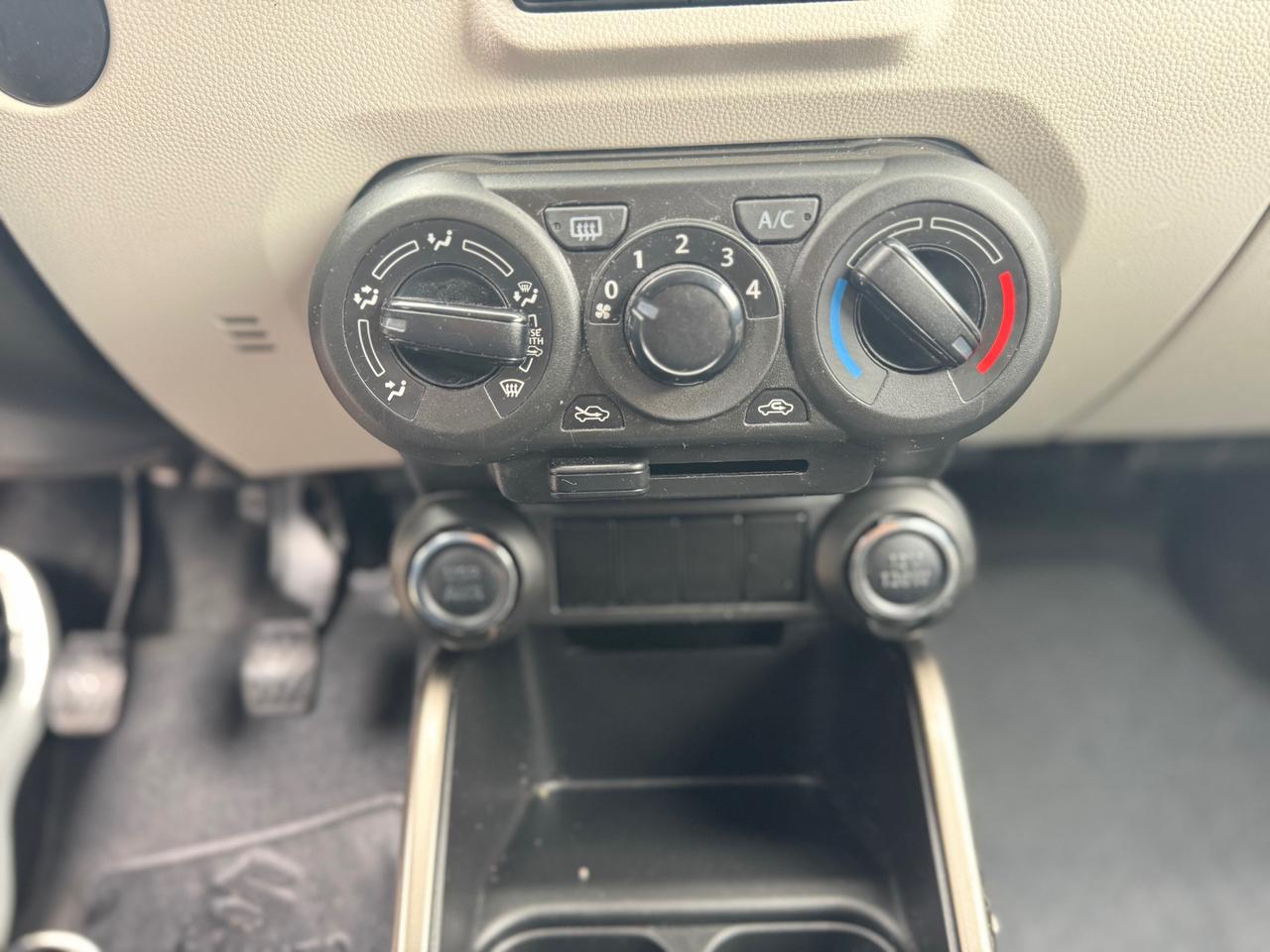 Suzuki Ignis 1.2 90CV iCool NAVI RETROCAMERA