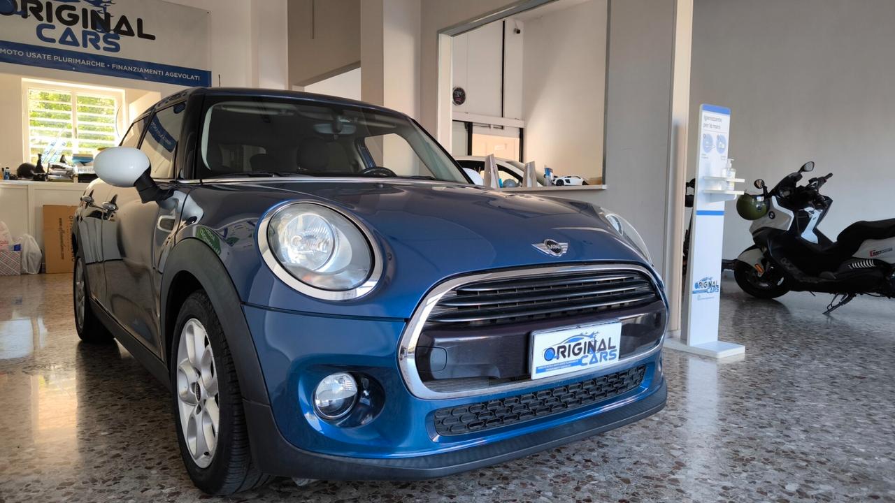 Mini 1.5 Cooper D Business 5 porte