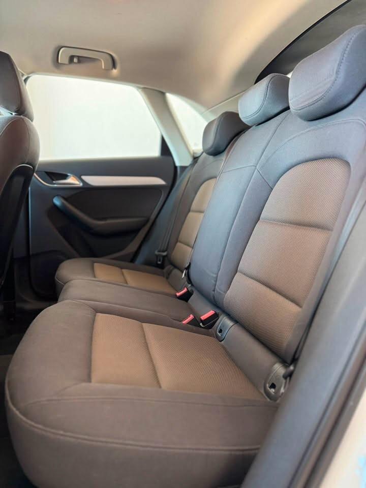 Audi Q3 2.0 TDI Business 140 Cv - 2014