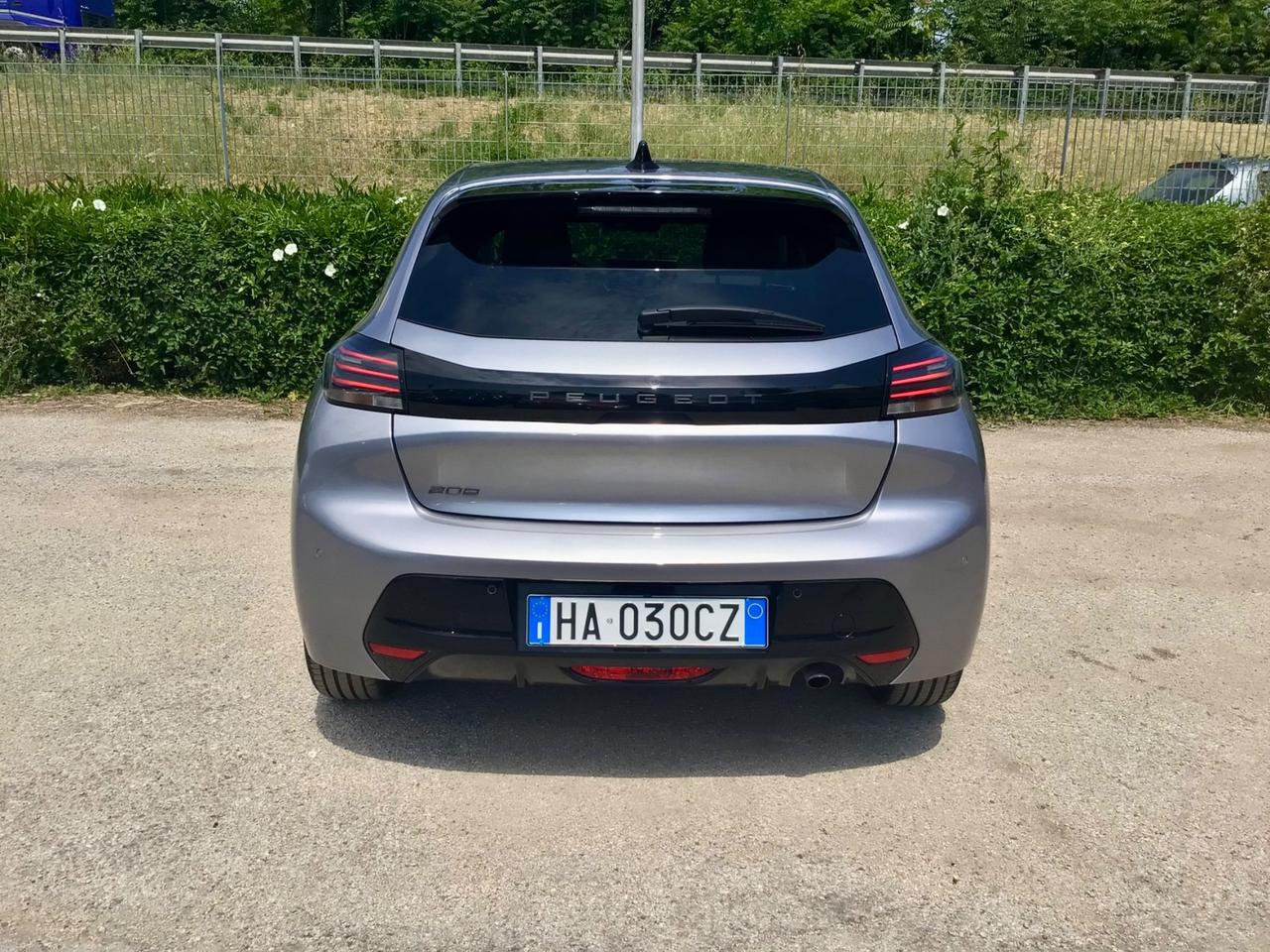 Peugeot 208 1.2 100 Stop&Start 5 porte Allure